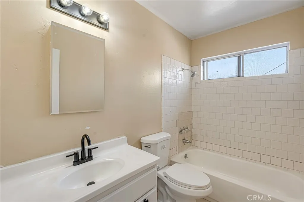 6021 Gage, Bell Gardens, California 90201 home-pic-15