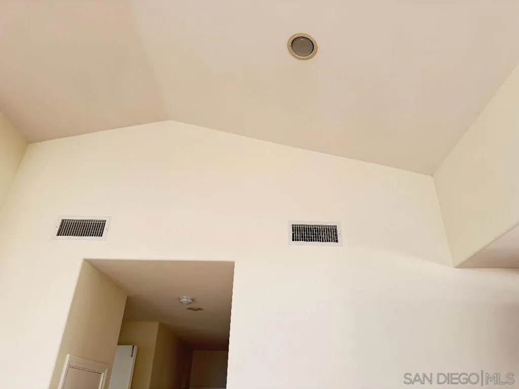 18153 Chretien Court, San Diego, California 92128 home-pic-23