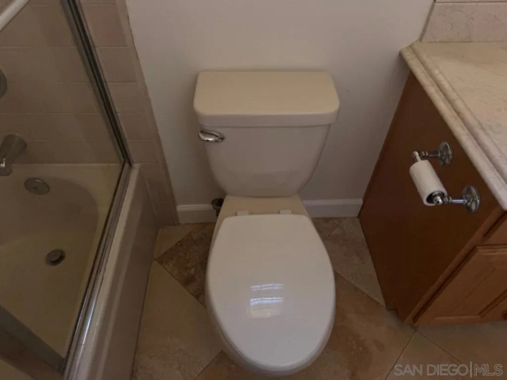 18153 Chretien Court, San Diego, California 92128 home-pic-22