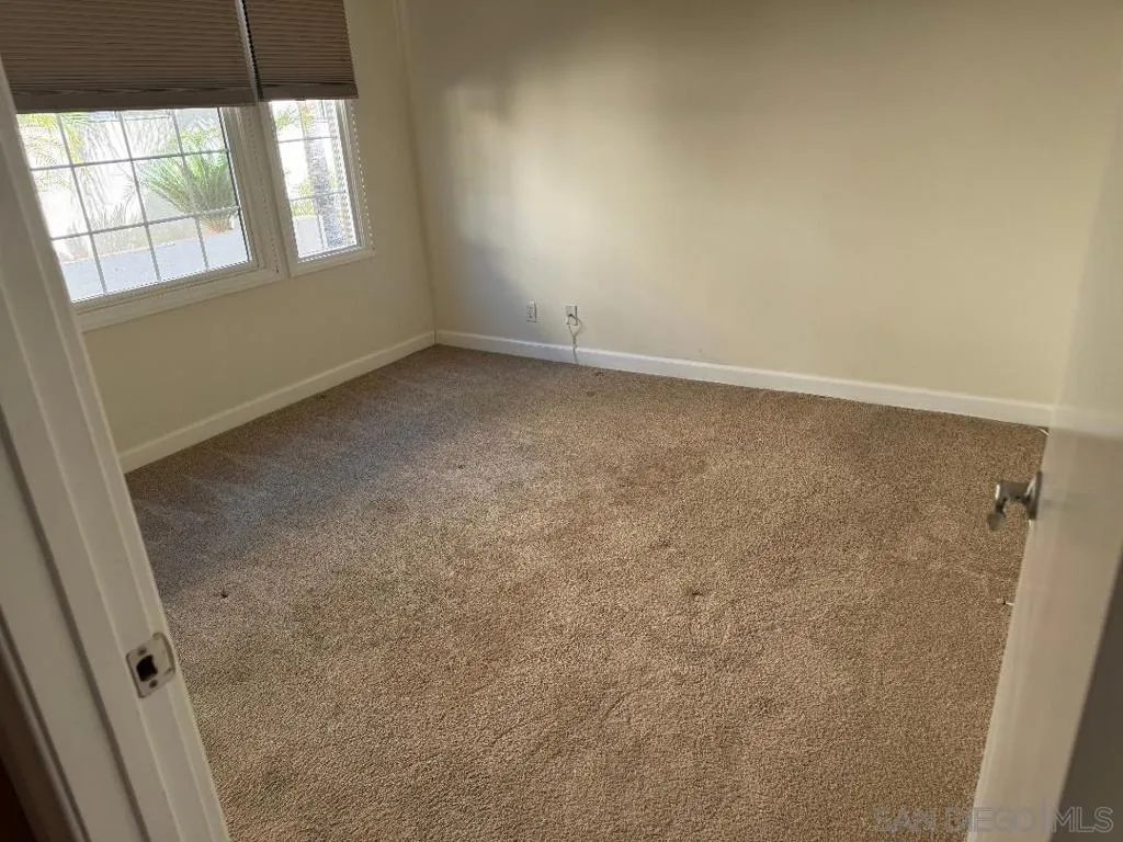 18153 Chretien Court, San Diego, California 92128 home-pic-16