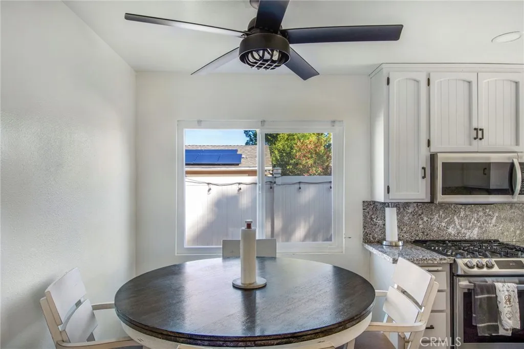 1712 Weathervane, Escondido, California 92027 home-pic-15