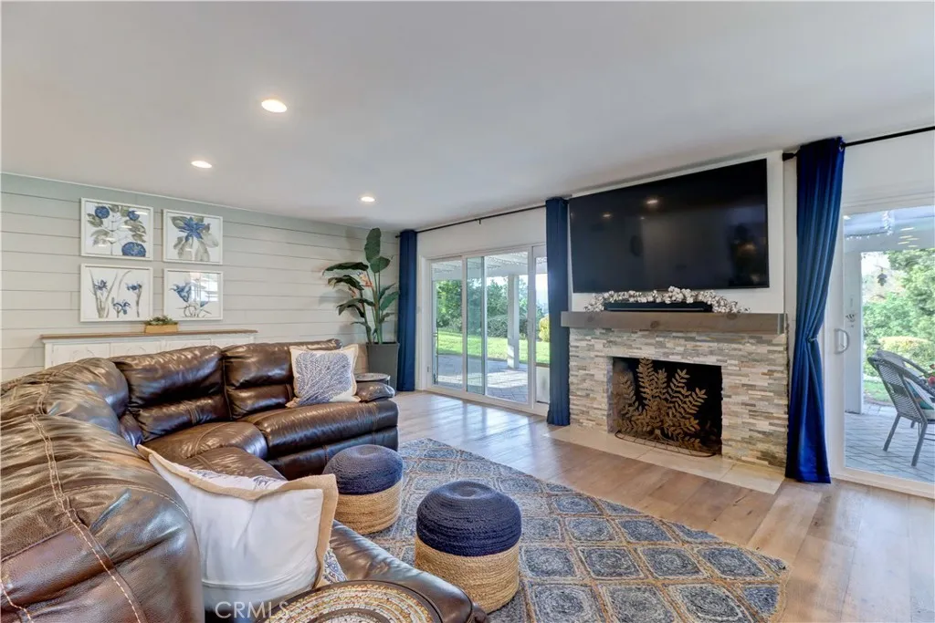 5415 Via Carrizo, Laguna Woods, California 92637 home-pic-7