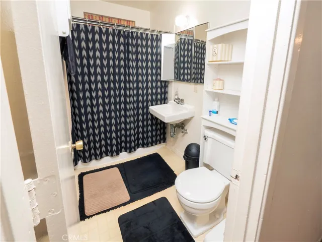 331 E Puente, Covina, California 91723