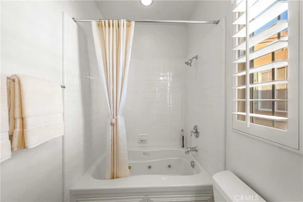 14 Via Almeria, San Clemente, California 92673 home-pic-26