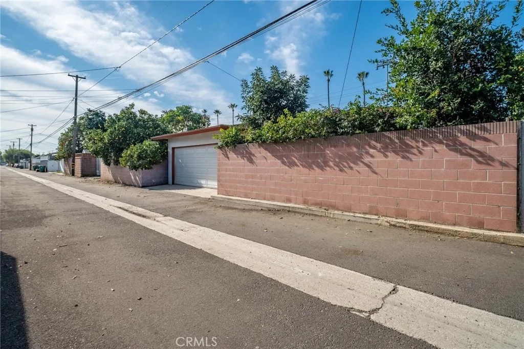 2834 Palo Verde, Long Beach, California 90815 home-pic-24