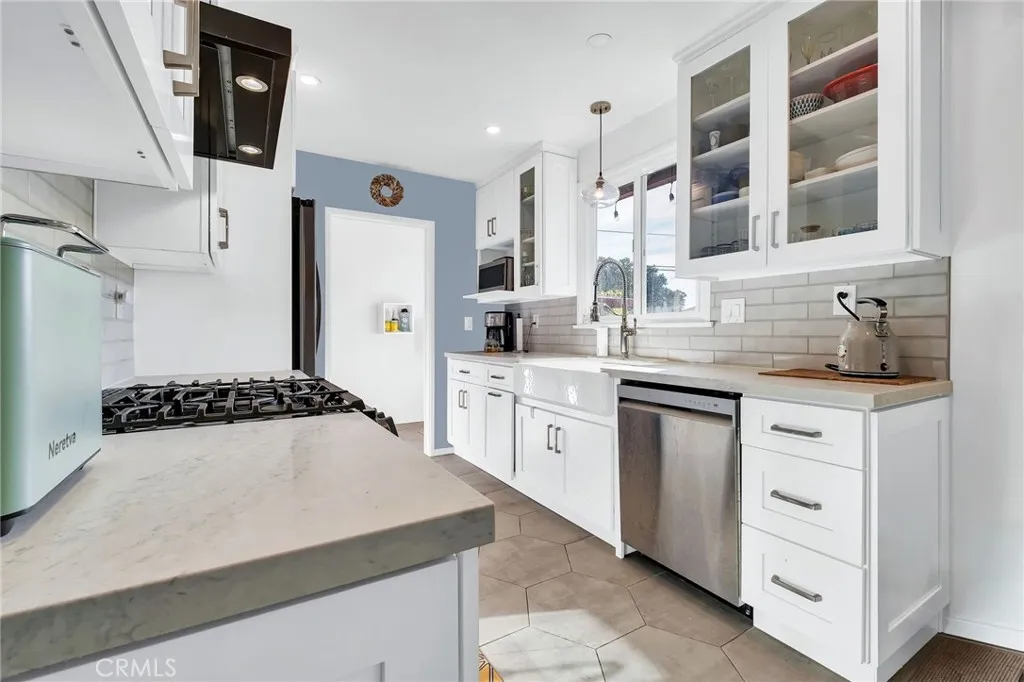 2834 Palo Verde, Long Beach, California 90815 home-pic-7