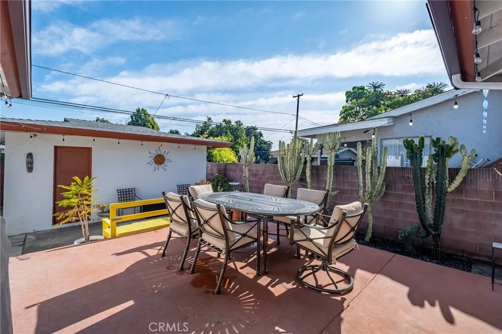 2834 Palo Verde, Long Beach, California 90815 home-pic-19