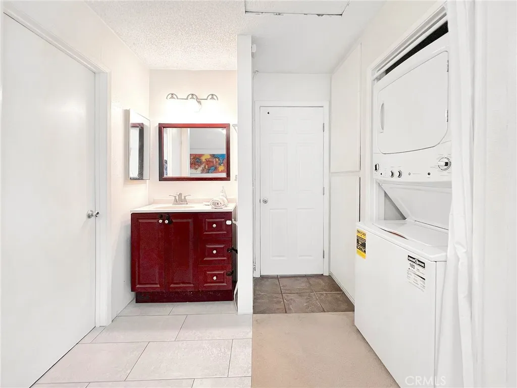 3729 Florida, West Covina, California 91792 home-pic-10