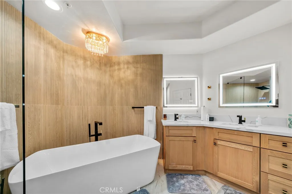 235 S Gale 102, Beverly Hills, California 90211 home-pic-17