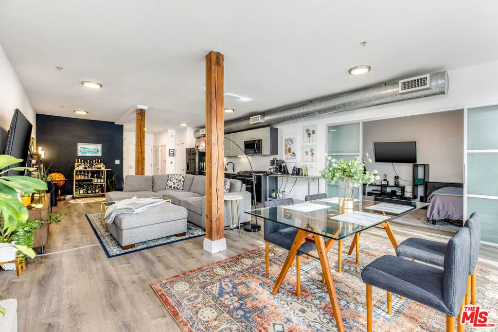 4215 Glencoe Avenue 206, Marina Del Rey, California 90292 home-pic-0