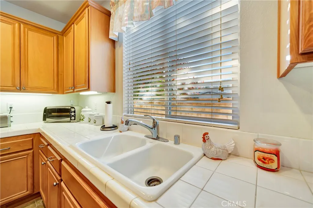 6147 W Avenue J15, Lancaster, California 93536 home-pic-22