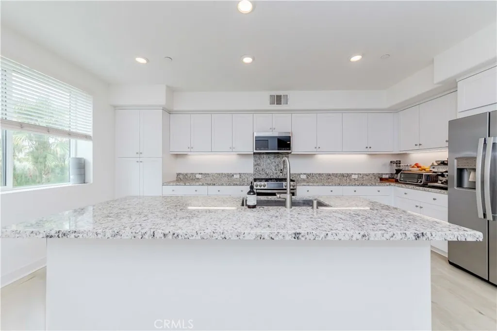 1893 S Union Street 122, Anaheim, California 92805 home-pic-24