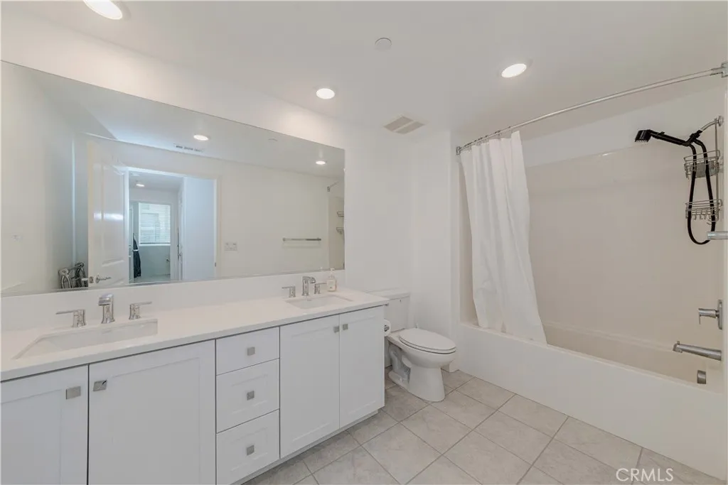 1893 S Union Street 122, Anaheim, California 92805 home-pic-35