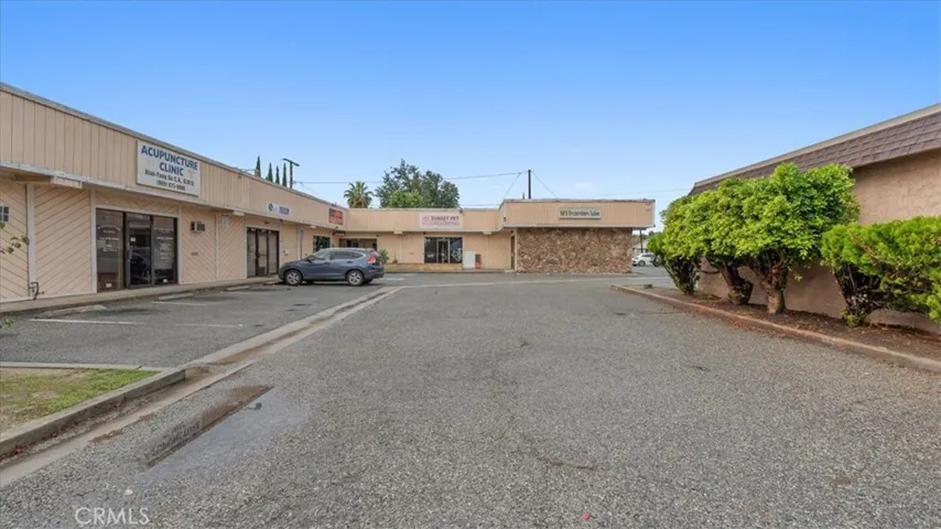 106 N Riverside, Rialto, California 92376