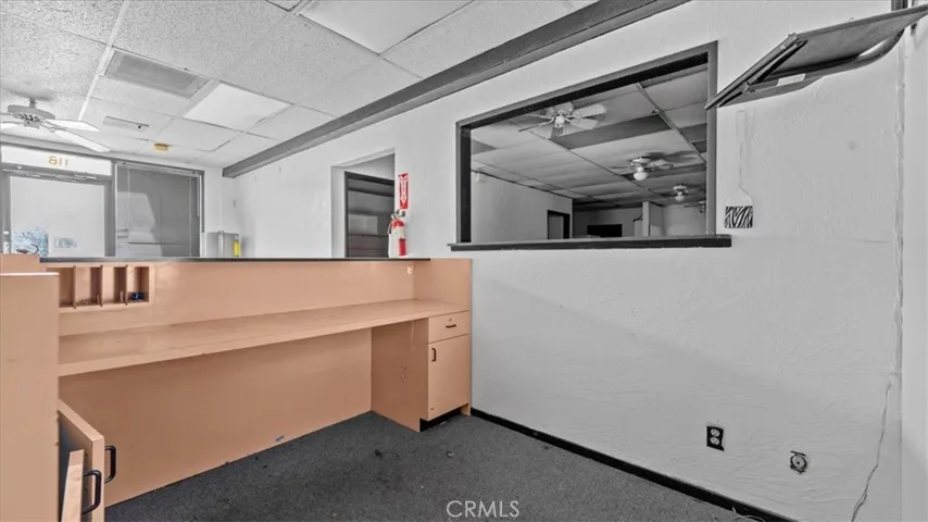 vacant unit - front office area