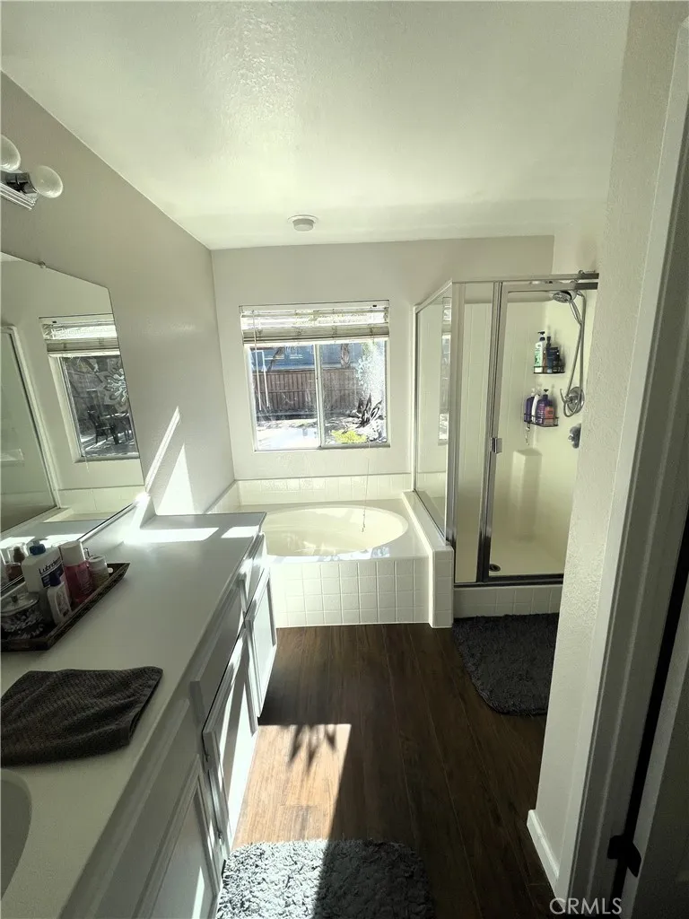 25065 Clover Creek Lane, Menifee, California 92584 home-pic-20