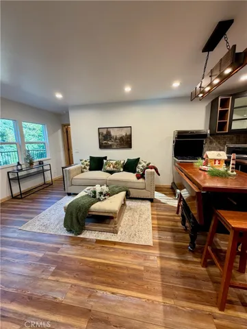 675 Pinnacle, Lake Arrowhead, California 92352