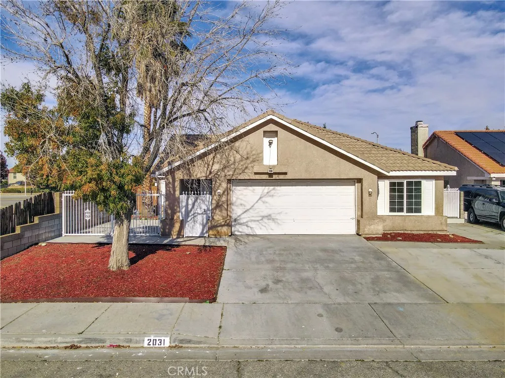 2031 Thomas Drive, Lancaster, California 93535 home-pic-0