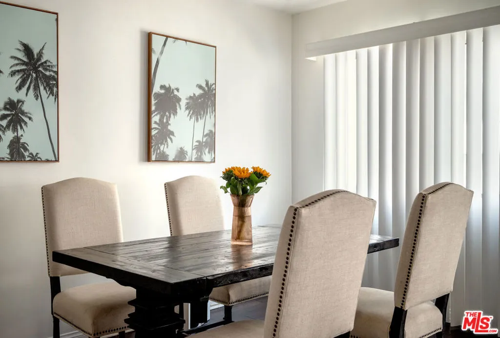 7259 Hillside Avenue 202, Los Angeles, California 90046 home-pic-5