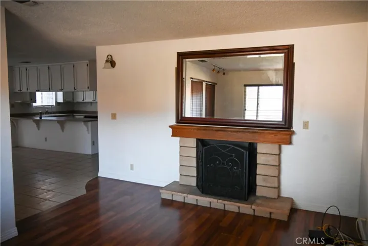 Living room in front unit