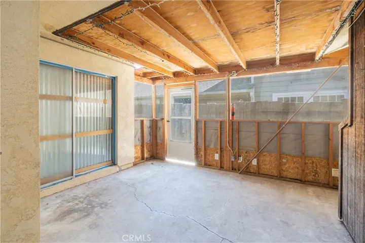 Covered patio area