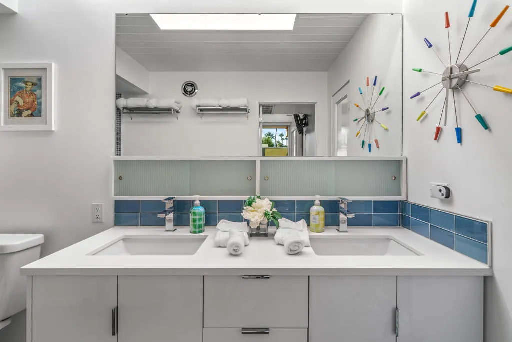 1111 E Palm Canyon Drive 326, Palm Springs, California 92264 home-pic-17
