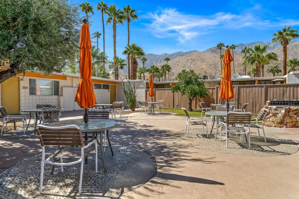 1111 E Palm Canyon Drive 326, Palm Springs, California 92264 home-pic-39