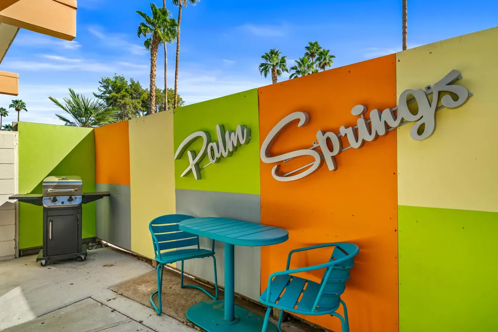 1111 E Palm Canyon Drive 326, Palm Springs, California 92264 home-pic-29