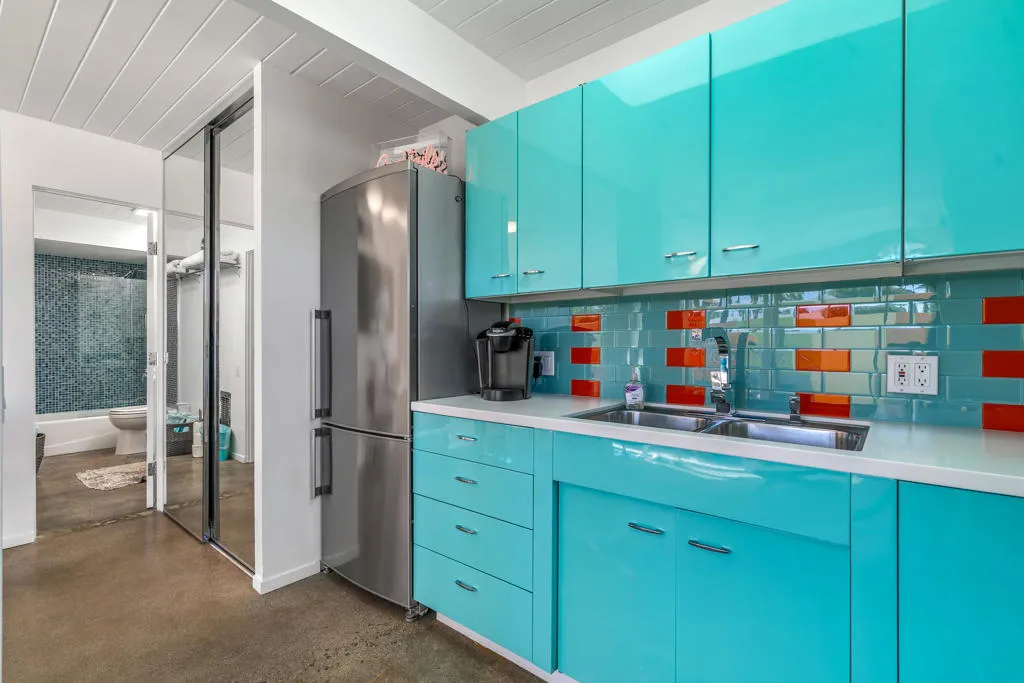 1111 E Palm Canyon Drive 326, Palm Springs, California 92264 home-pic-15