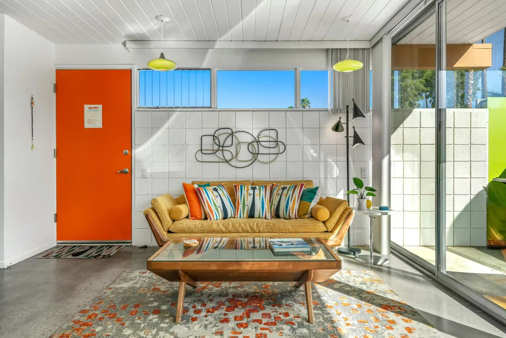 1111 E Palm Canyon Drive 326, Palm Springs, California 92264 home-pic-6