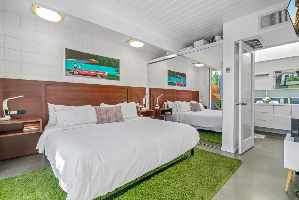 1111 E Palm Canyon Drive 326, Palm Springs, California 92264 home-pic-19