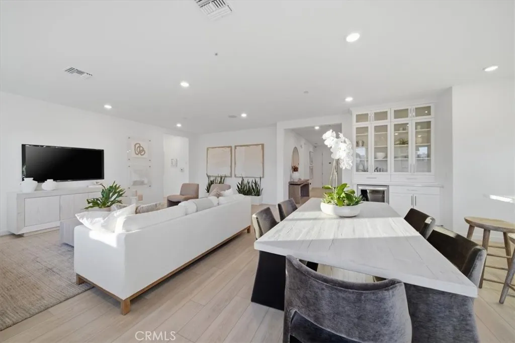 42957 56th Street W, Lancaster, California 93536 home-pic-5