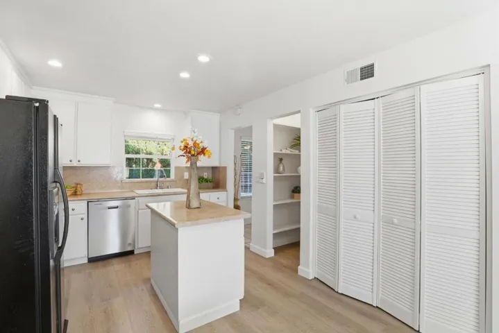 215 Elm Wood Court, Los Gatos, California 95032