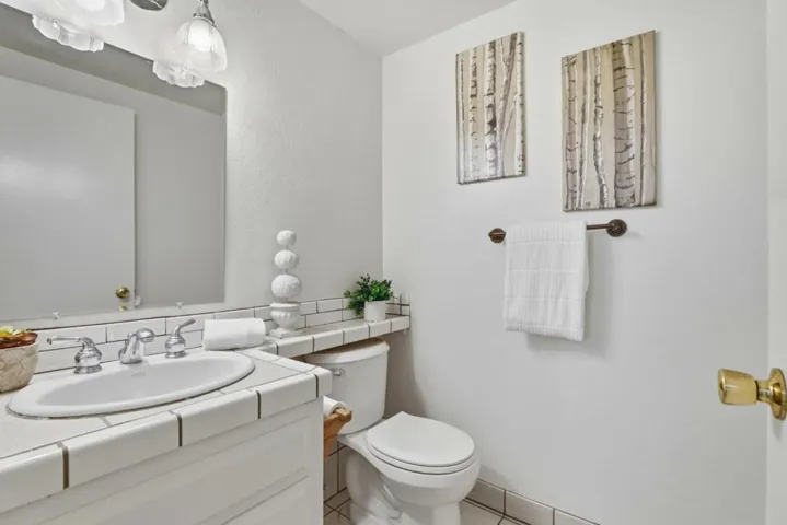 215 Elm Wood Court, Los Gatos, California 95032