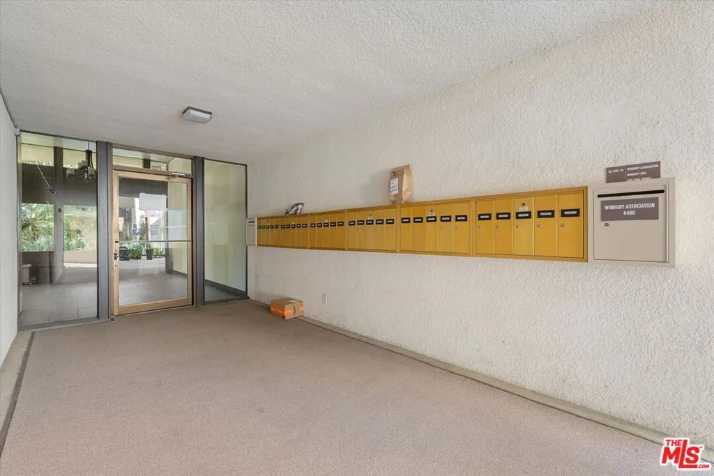 6001 Canterbury Drive 110, Culver City, California 90230 home-pic-27