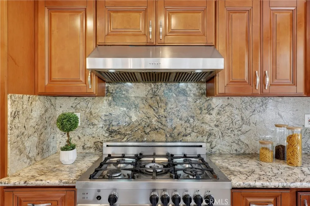2301 S Baldwin Avenue, Arcadia, California 91006 home-pic-16