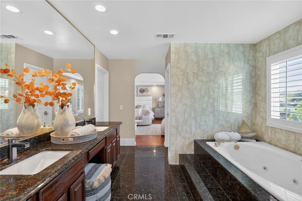 2301 S Baldwin Avenue, Arcadia, California 91006 home-pic-44