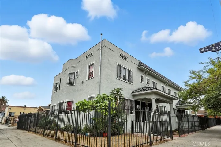 4302 S Hoover Street, Los Angeles, California 90037