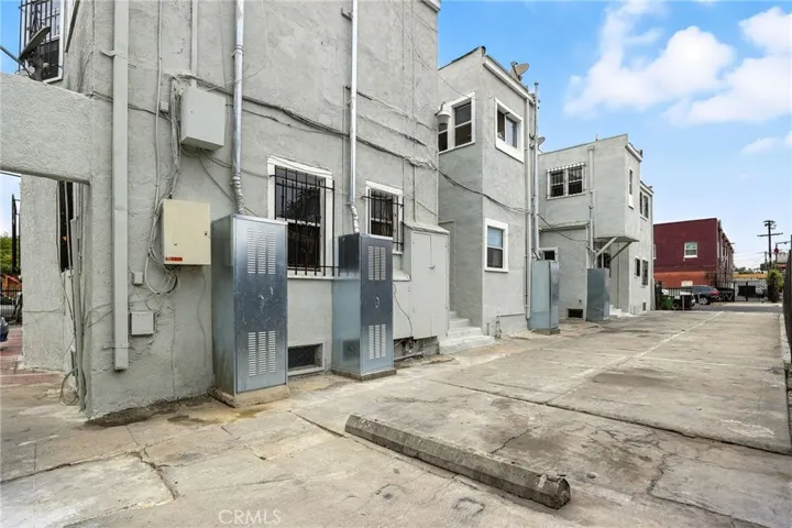4302 S Hoover Street, Los Angeles, California 90037