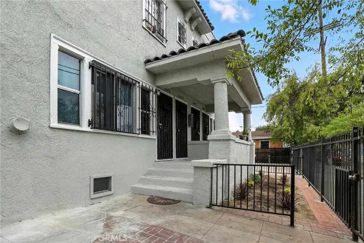 4302 S Hoover Street, Los Angeles, California 90037