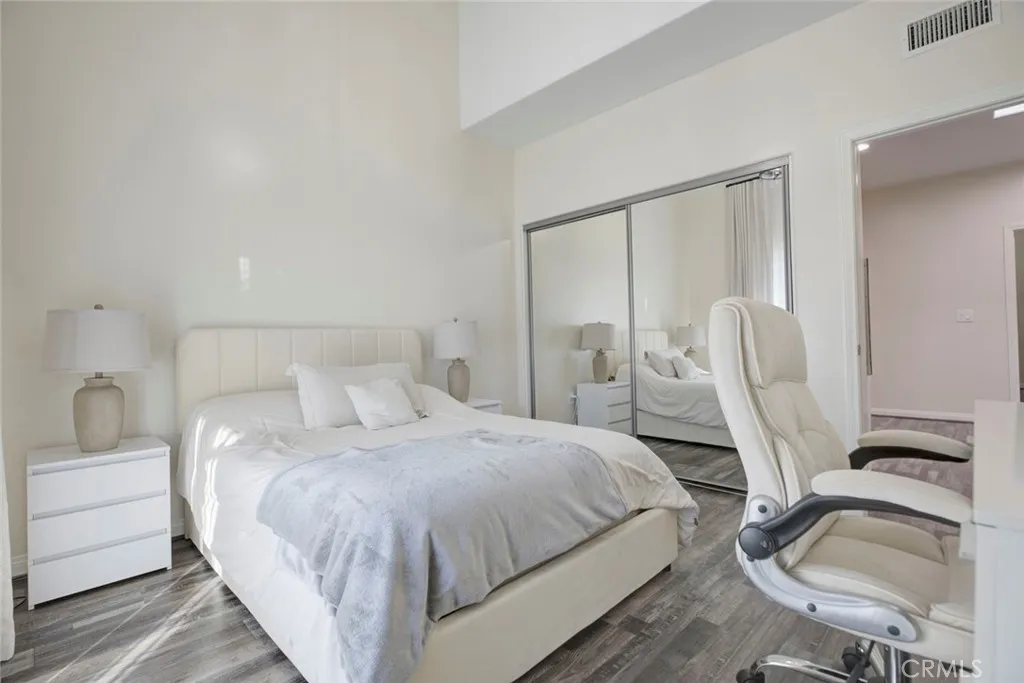 3974 Pennsylvania, La Crescenta, California 91214 home-pic-36