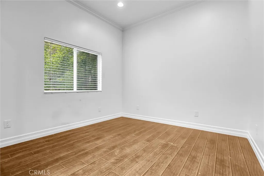 22202 Avenue San Luis, Woodland Hills, California 91364 home-pic-21