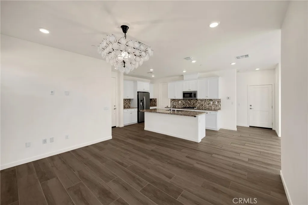 2323 Apple, Upland, California 91786 home-pic-13