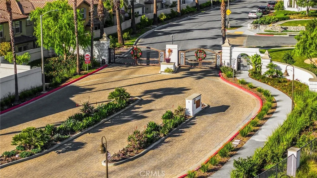 2323 Apple, Upland, California 91786 home-pic-48