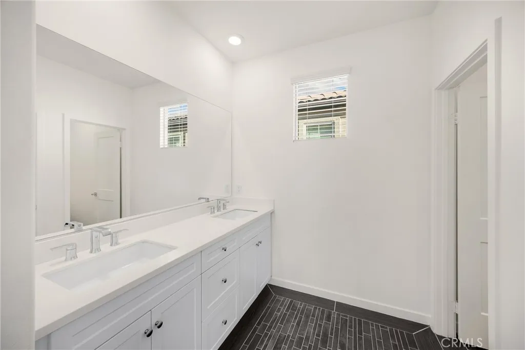 2323 Apple, Upland, California 91786 home-pic-25