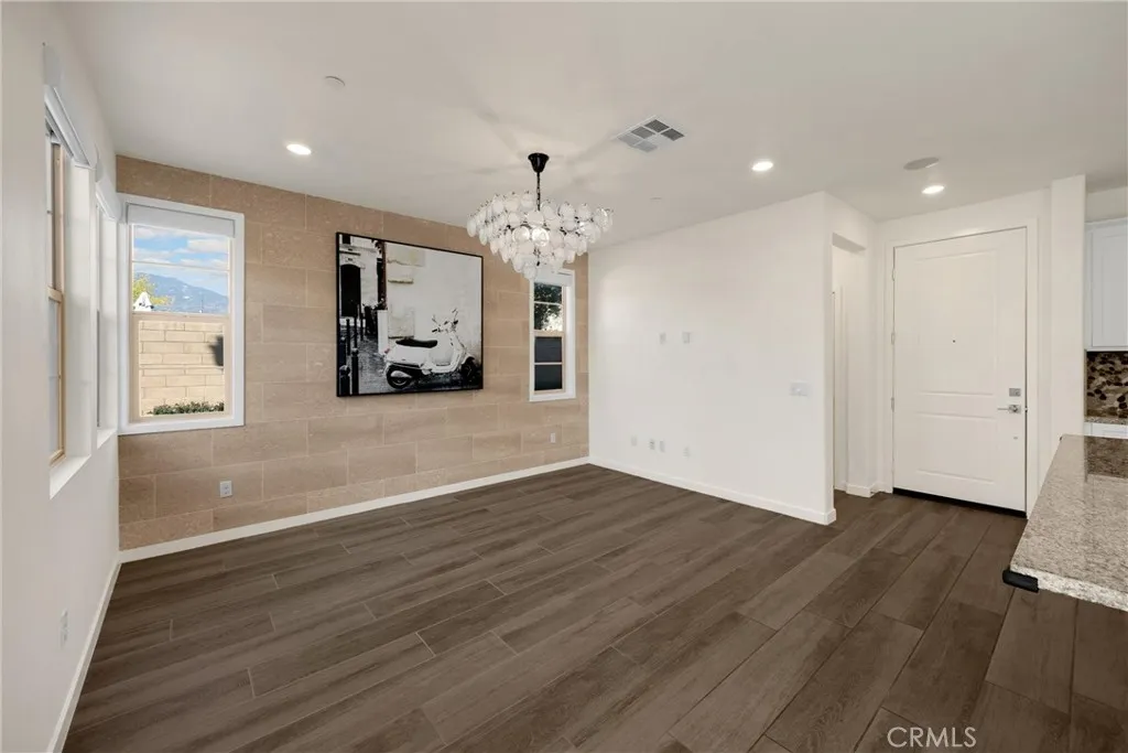 2323 Apple, Upland, California 91786 home-pic-11