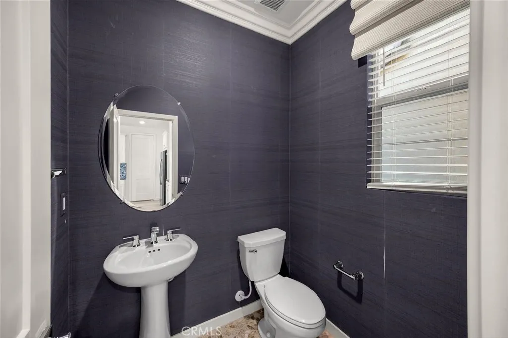2323 Apple, Upland, California 91786 home-pic-15