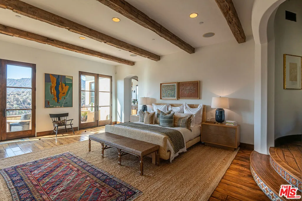 1101 Cold Canyon Road, Calabasas, California 91302 home-pic-23