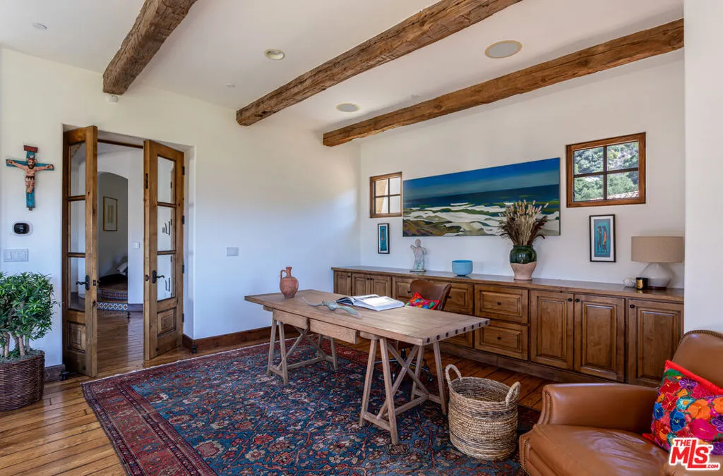 1101 Cold Canyon Road, Calabasas, California 91302 home-pic-29
