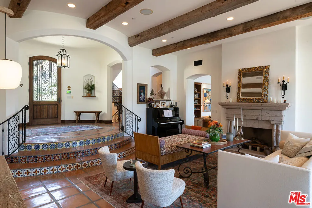 1101 Cold Canyon Road, Calabasas, California 91302 home-pic-15